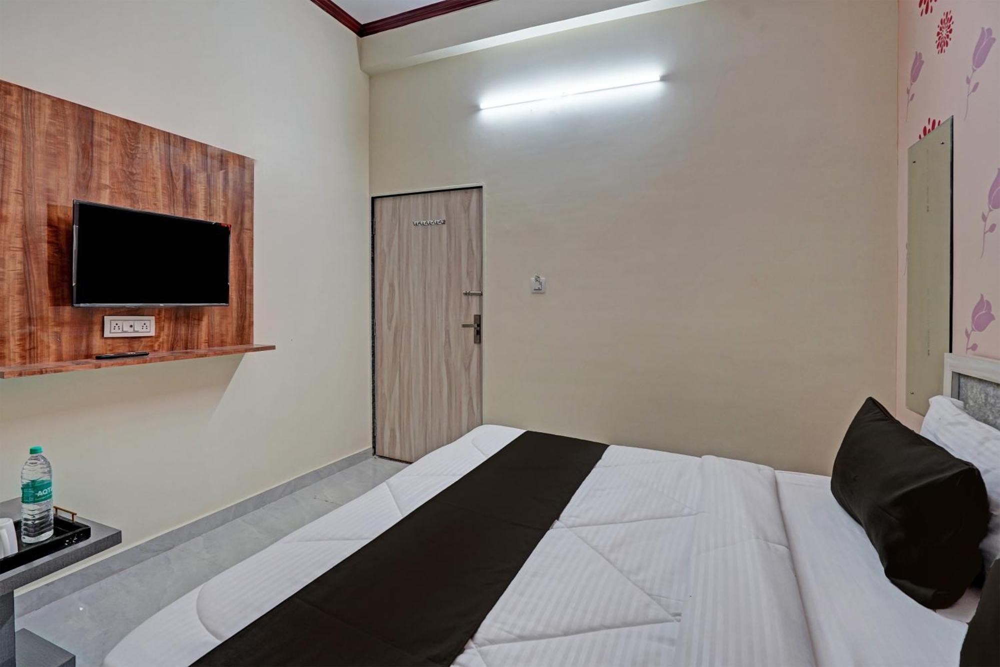Hotel O Surya Mahal Divisione di Divisione di Jaipur Esterno foto